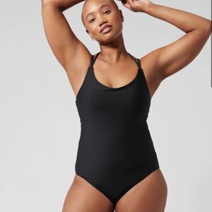 Athleta long torso adjustable keyhole one piece swimsuit size large